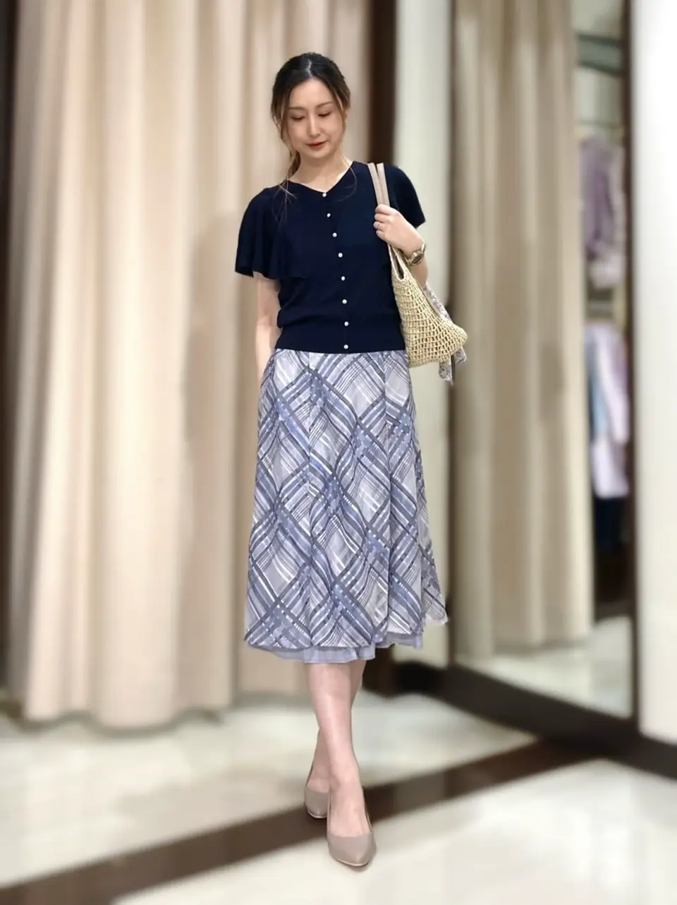 ANY SIS STAFF コーディネート画像