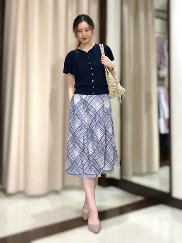 ANY SIS STAFF コーディネート画像