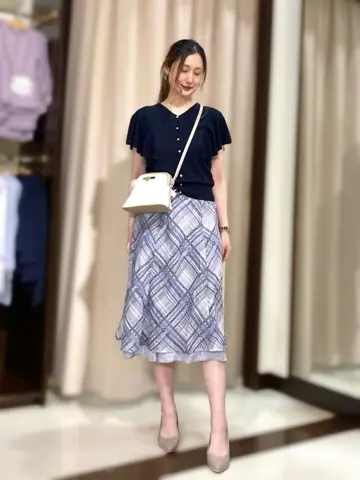 ANY SIS STAFF コーディネート画像