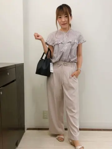 ANY SIS スタッフ コーディネート画像