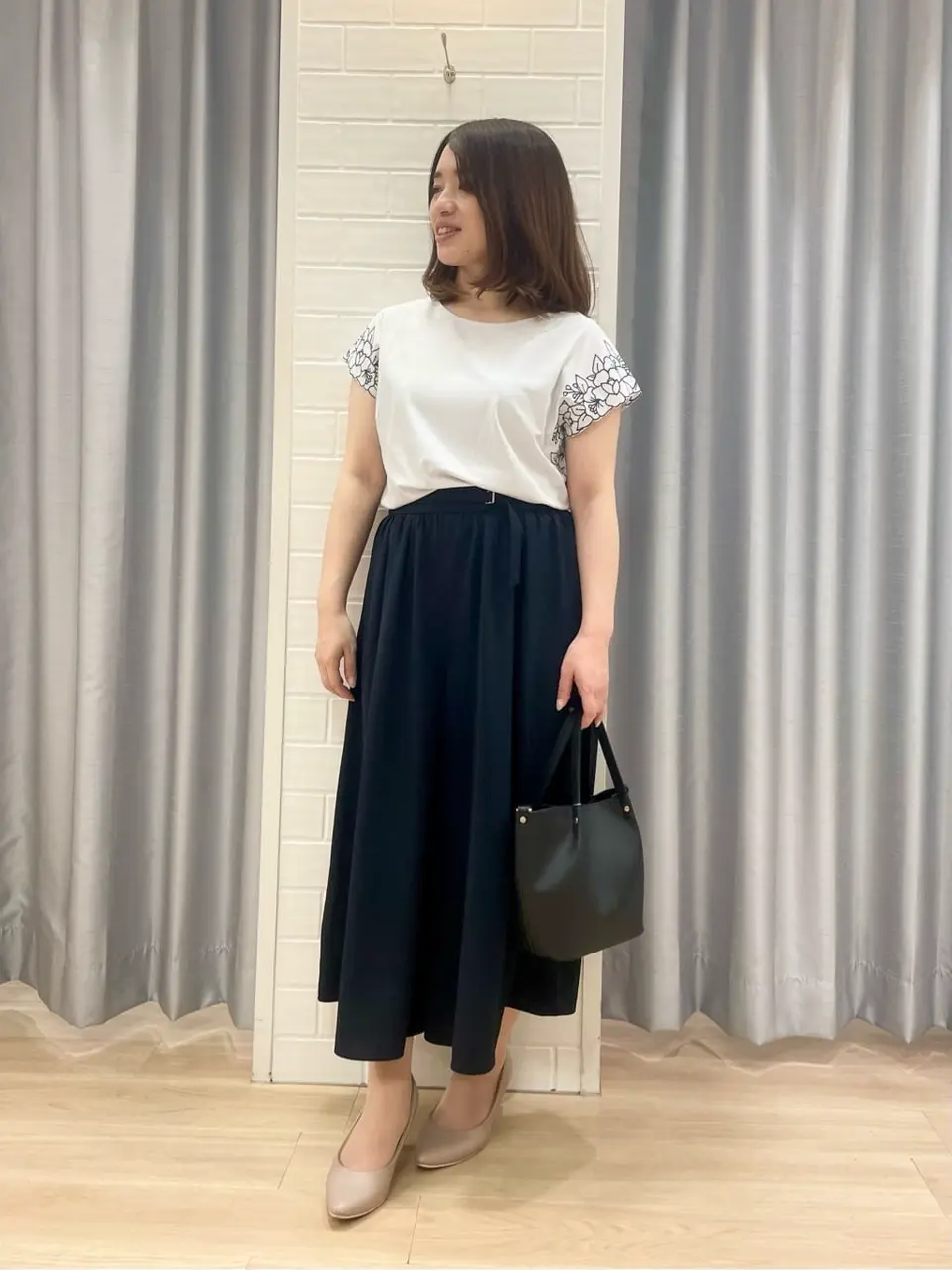 ANY SIS 丸岡 コーディネート画像