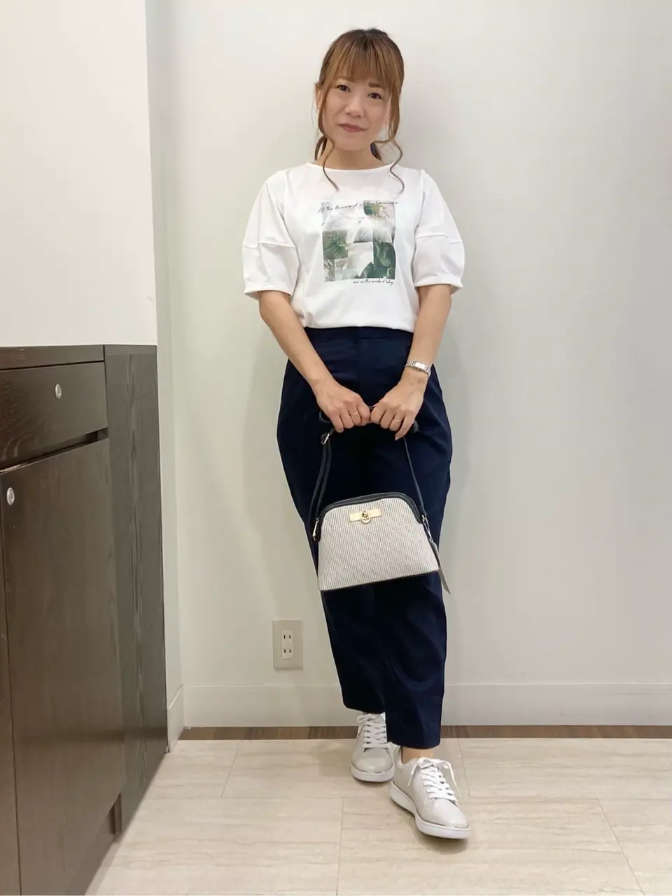 ANY SIS スタッフ コーディネート画像