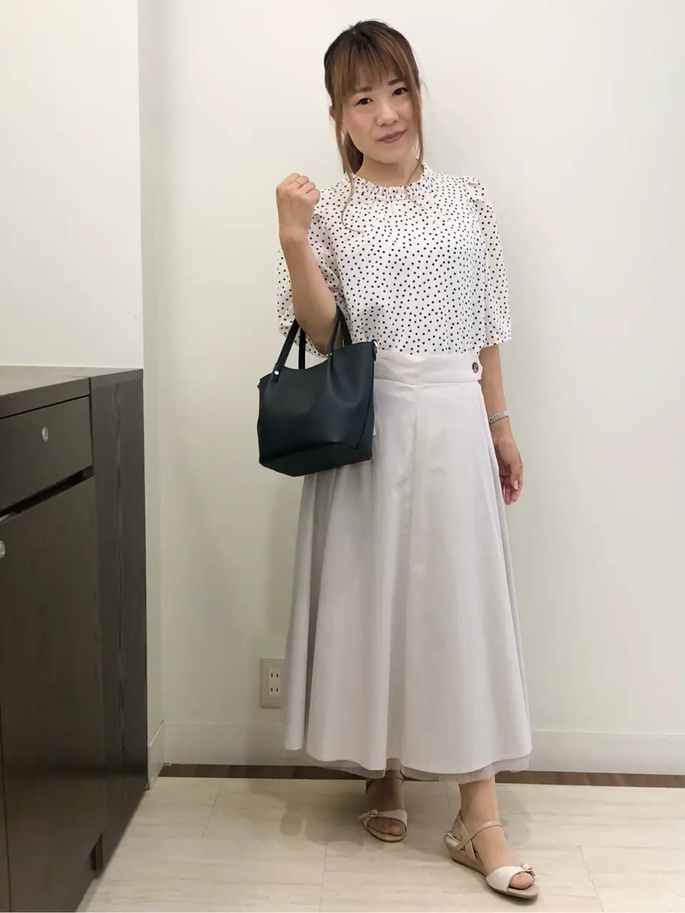 ANY SIS スタッフ コーディネート画像