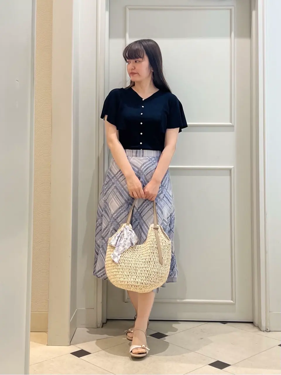 ANY SIS スタッフ コーディネート画像