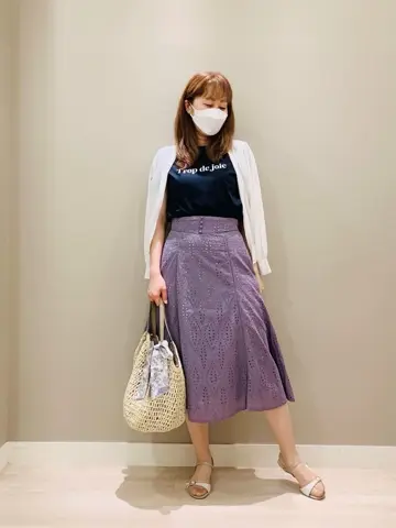 ANY SIS スタッフ コーディネート画像