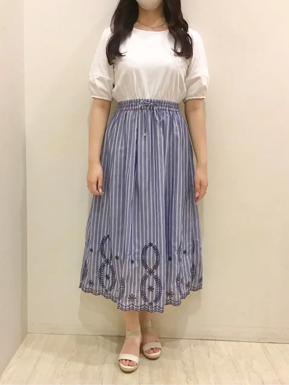 ANY SIS スタッフ コーディネート画像