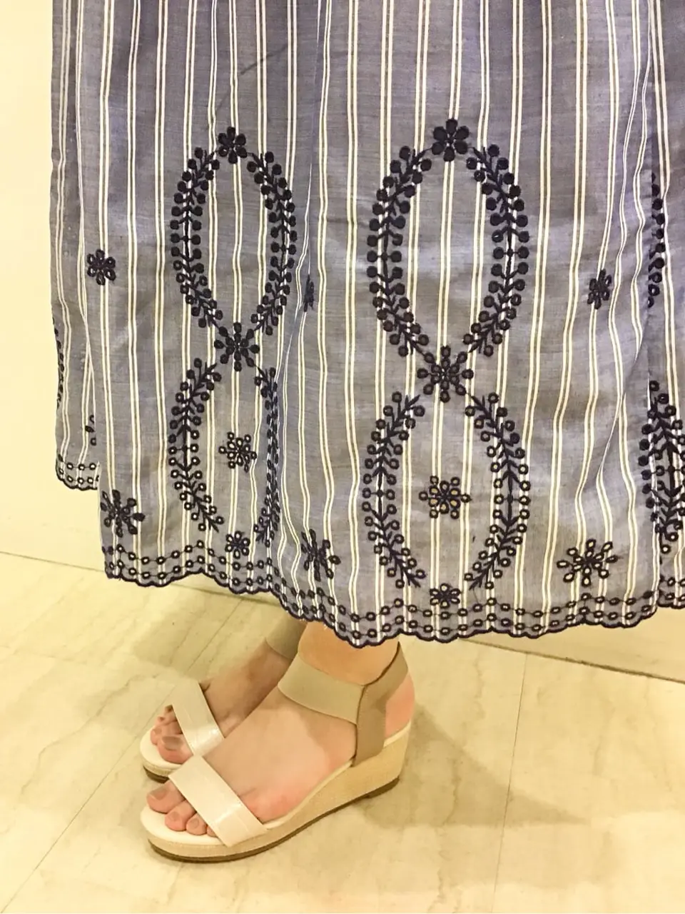 ANY SIS スタッフ コーディネート画像