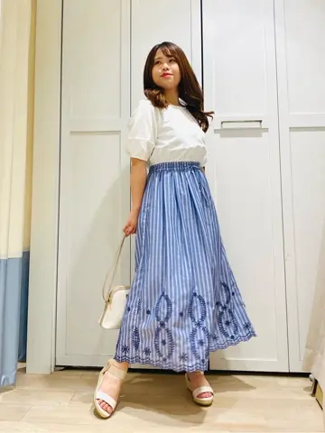 ANY SIS スタッフ コーディネート画像