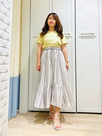 ANY SIS スタッフ コーディネート画像