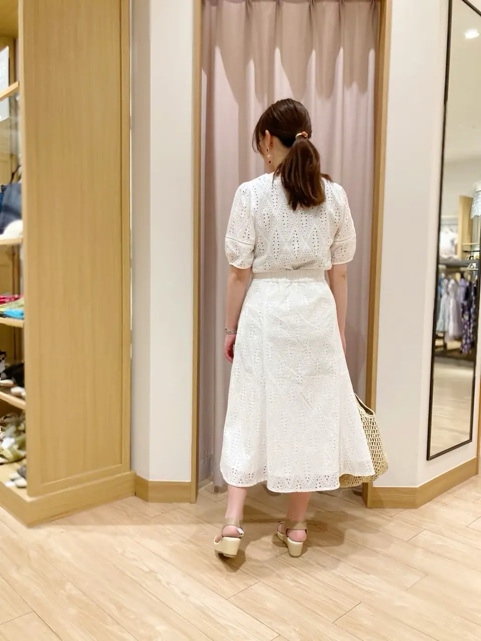 ANY SIS 濱口 コーディネート画像