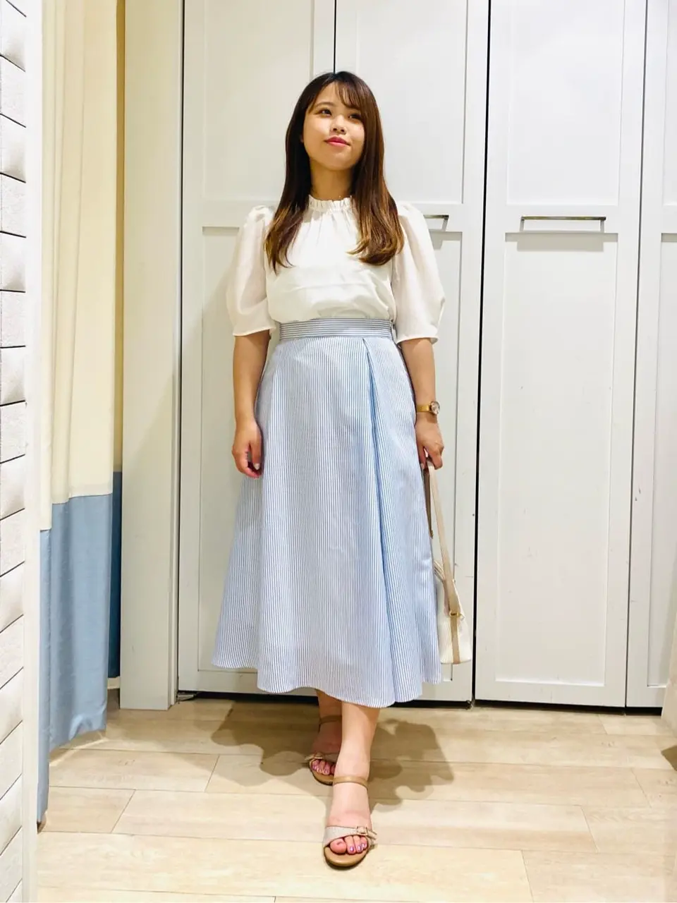 ANY SIS スタッフ コーディネート画像