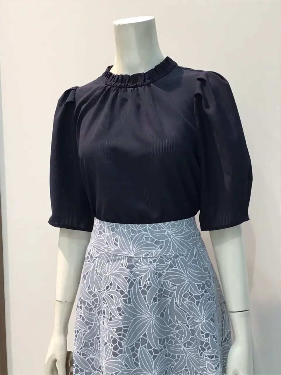 ANY SIS 布川 コーディネート画像