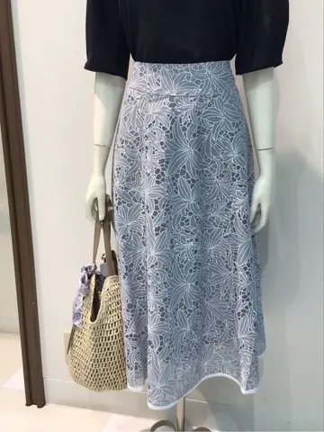 ANY SIS 布川 コーディネート画像