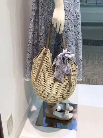 ANY SIS 布川 コーディネート画像