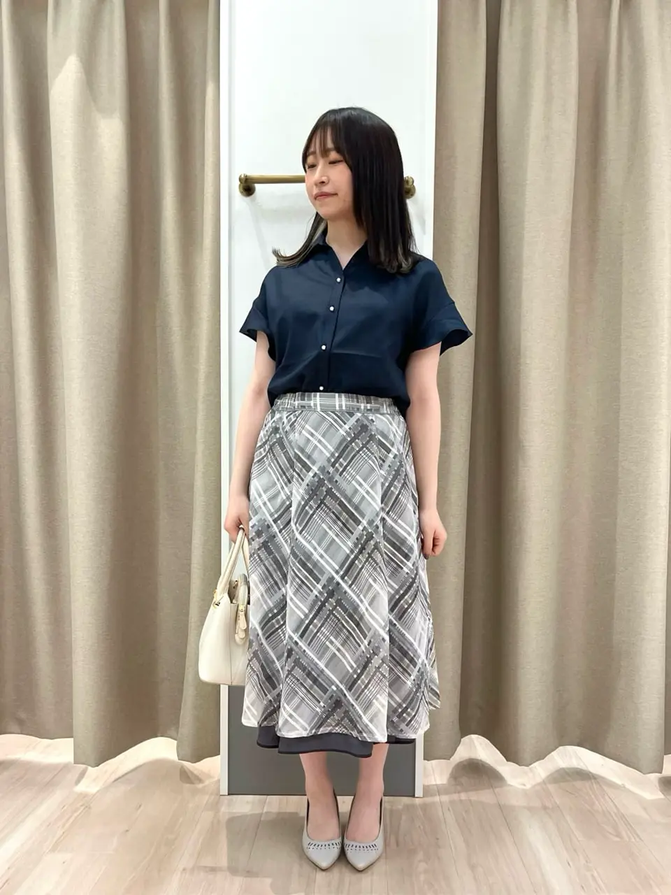  岩楯 コーディネート画像