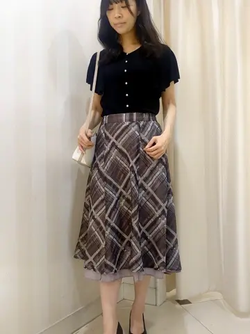 ANY SIS スタッフ コーディネート画像