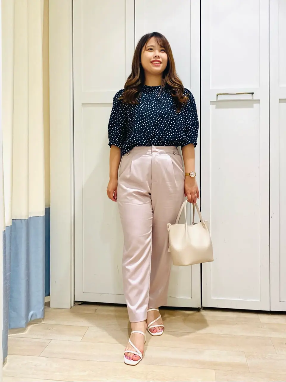 ANY SIS スタッフ コーディネート画像