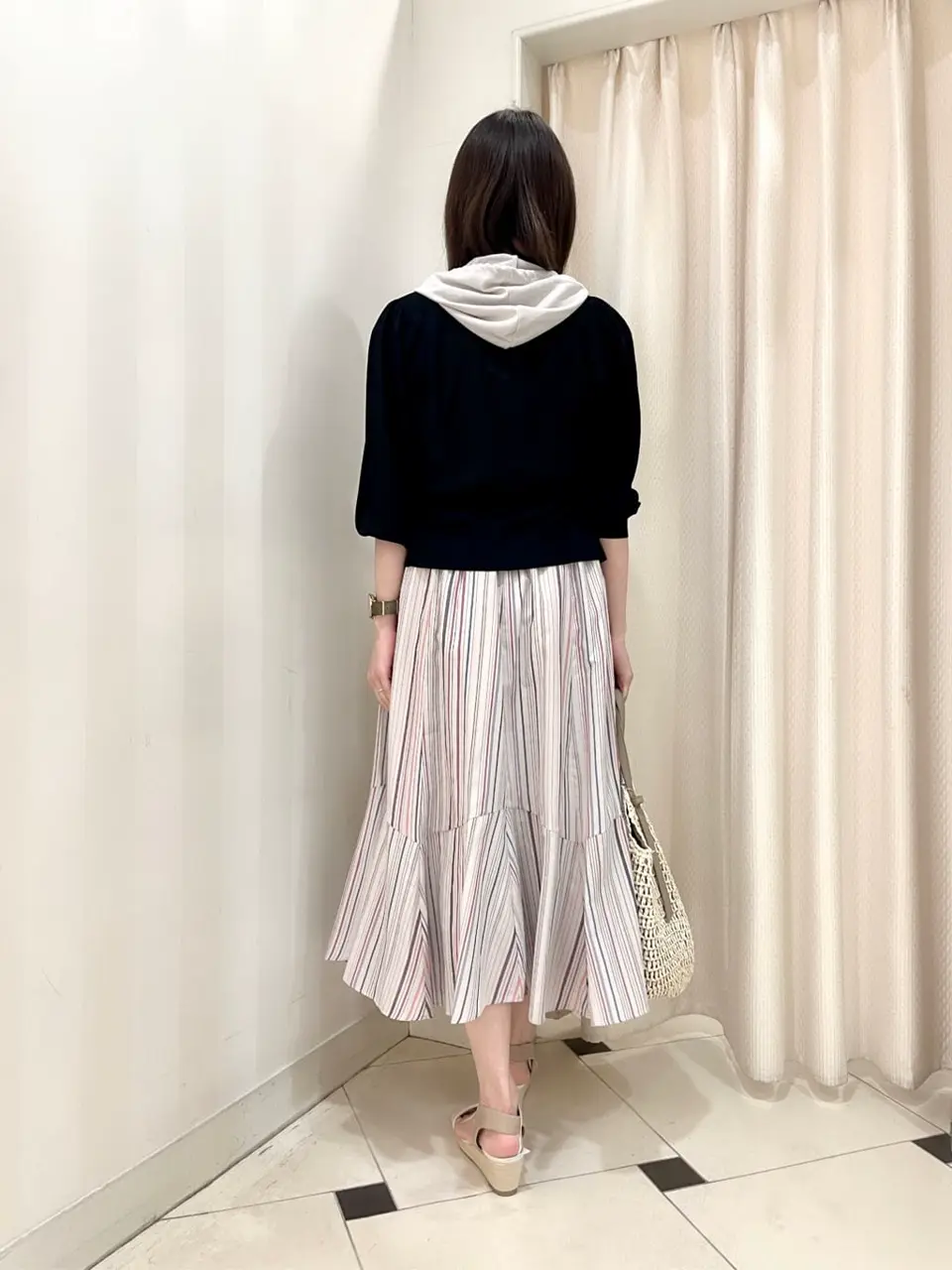 ANY SIS 金井 コーディネート画像