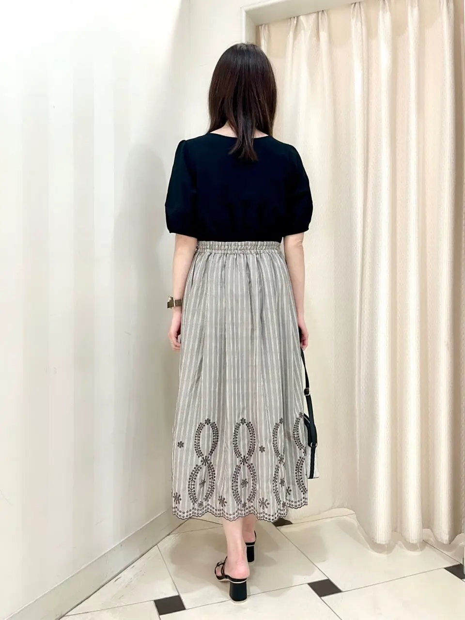 ANY SIS 金井 コーディネート画像