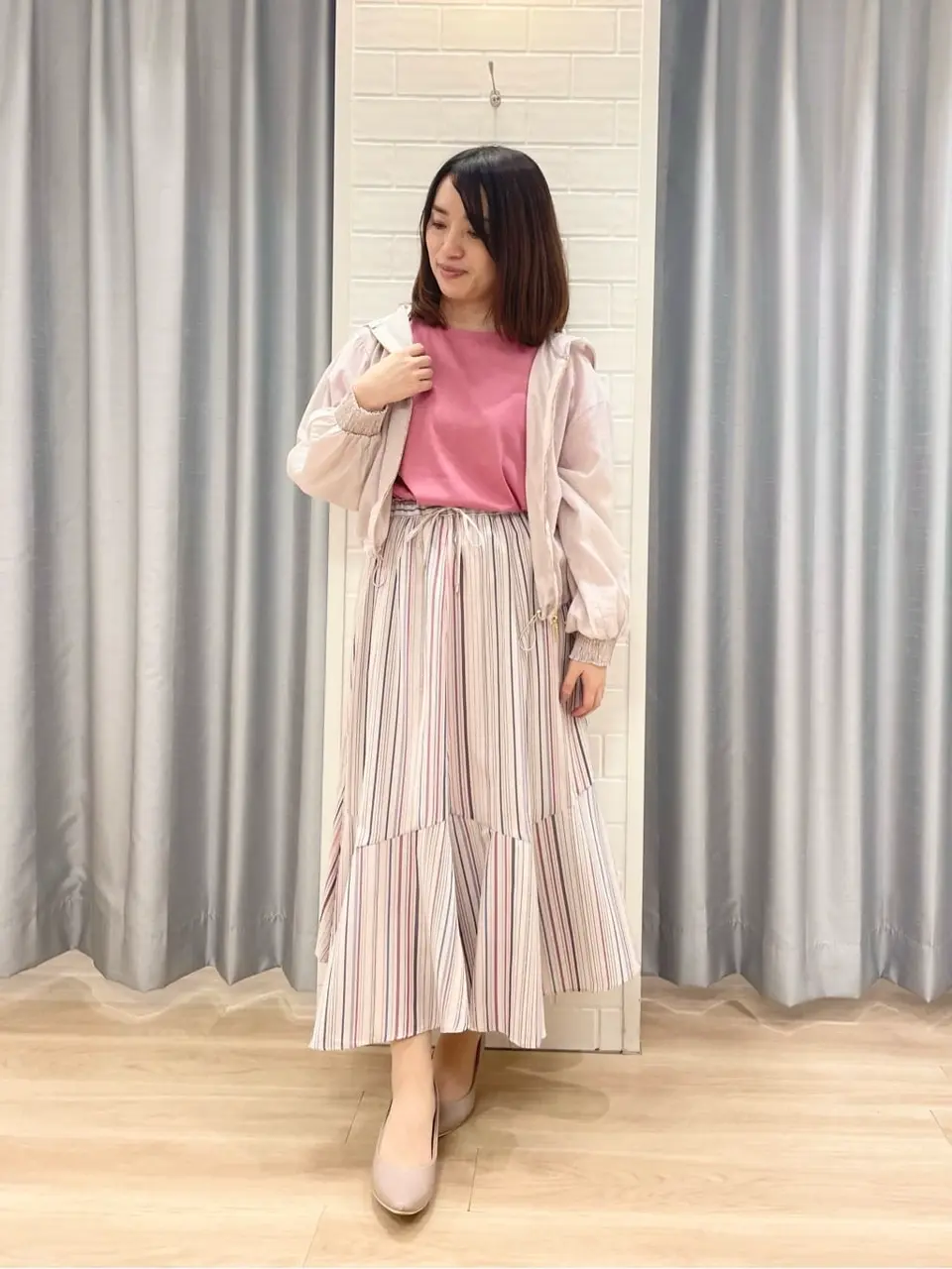 ANY SIS 丸岡 コーディネート画像