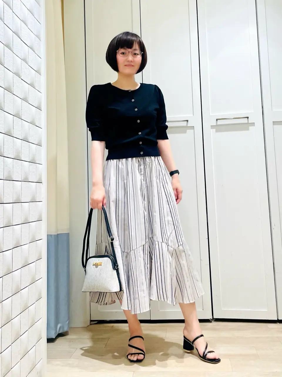 ANY SIS スタッフ コーディネート画像