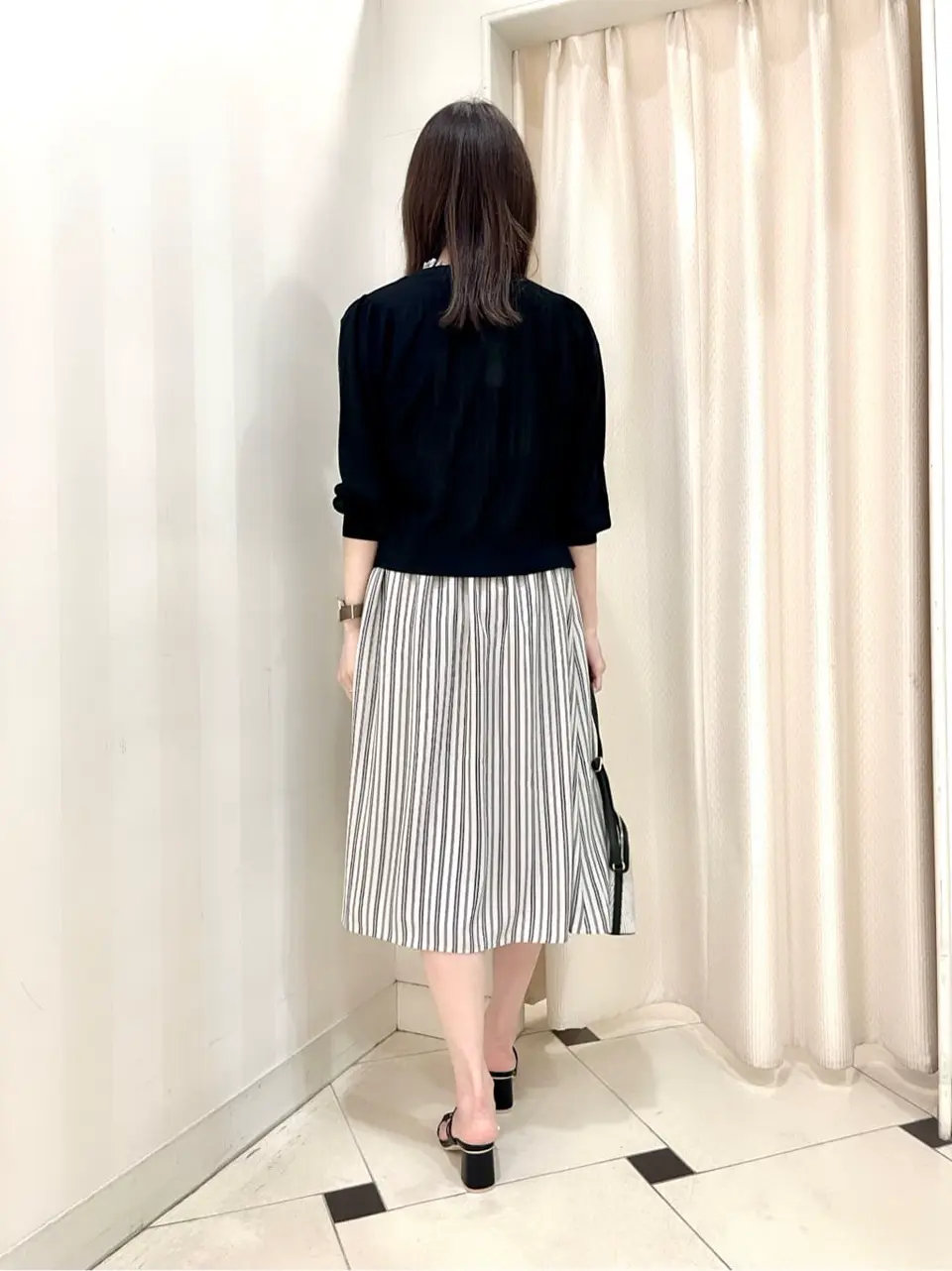 ANY SIS 金井 コーディネート画像