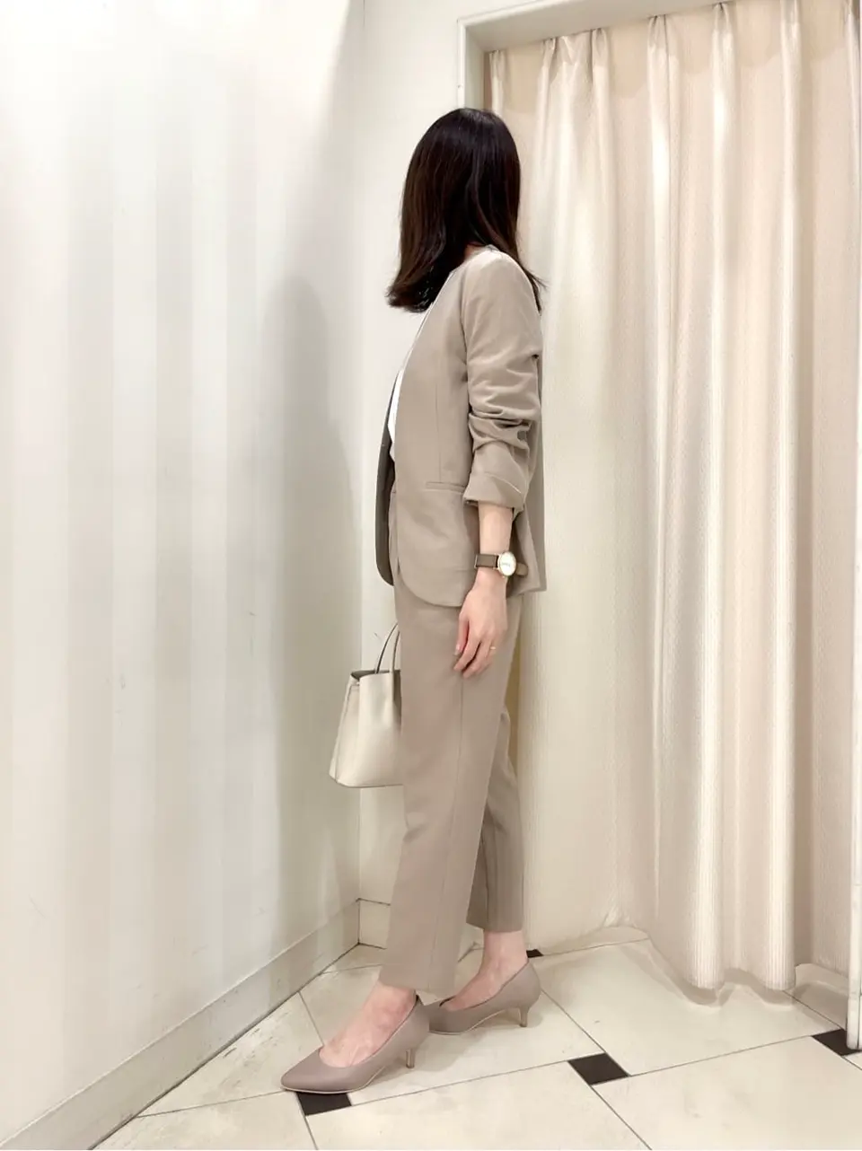 ANY SIS 金井 コーディネート画像