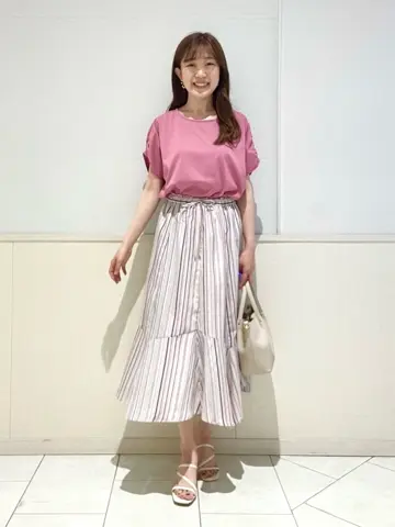 ANY SIS みぃ コーディネート画像