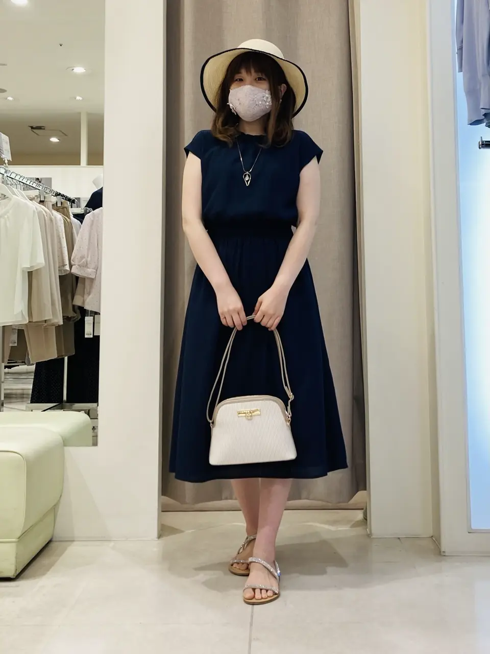 ANY SIS 川根　彩 コーディネート画像