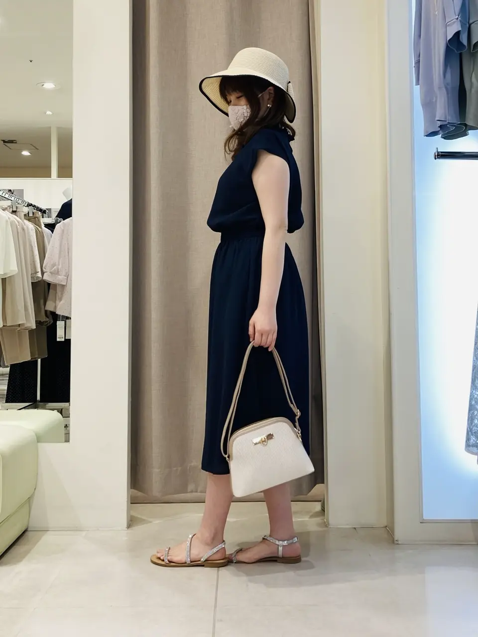 ANY SIS 川根　彩 コーディネート画像