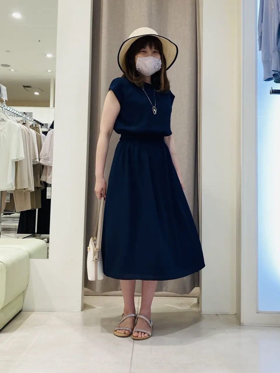 ANY SIS 川根　彩 コーディネート画像