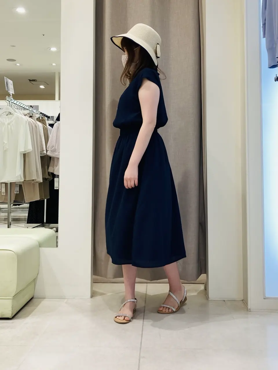 ANY SIS 川根　彩 コーディネート画像