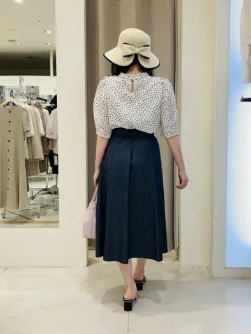 ANY SIS 川根　彩 コーディネート画像