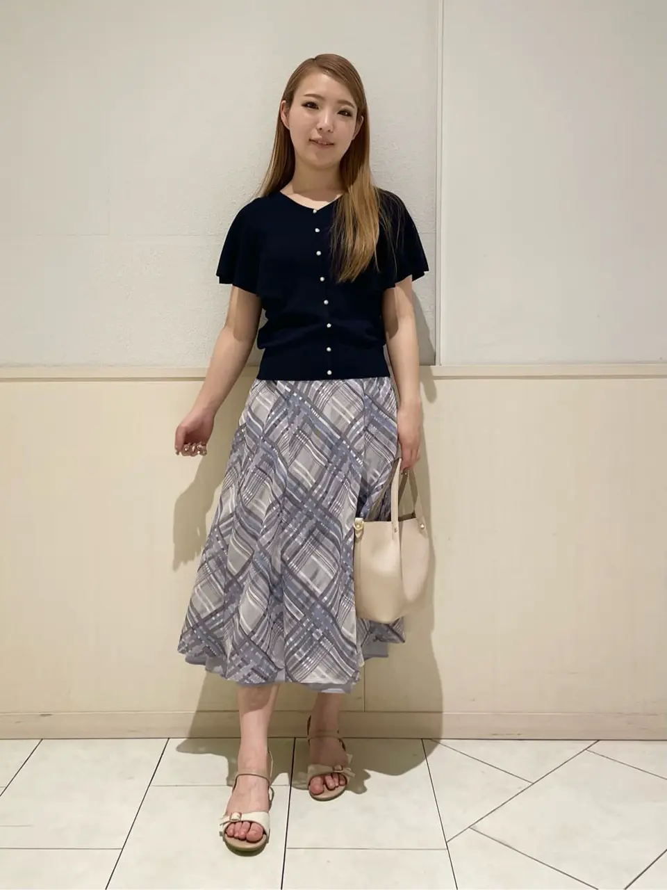 ANY SIS 土居 コーディネート画像