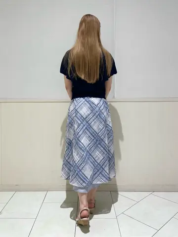 ANY SIS 土居 コーディネート画像