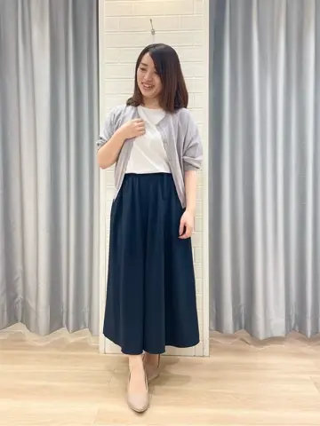 ANY SIS 丸岡 コーディネート画像