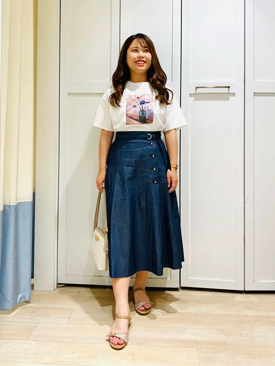 ANY SIS スタッフ コーディネート画像