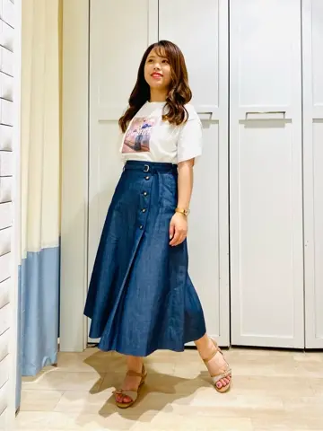 ANY SIS スタッフ コーディネート画像