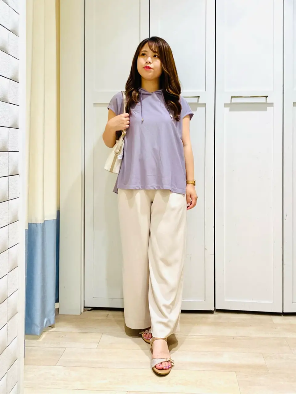 ANY SIS スタッフ コーディネート画像