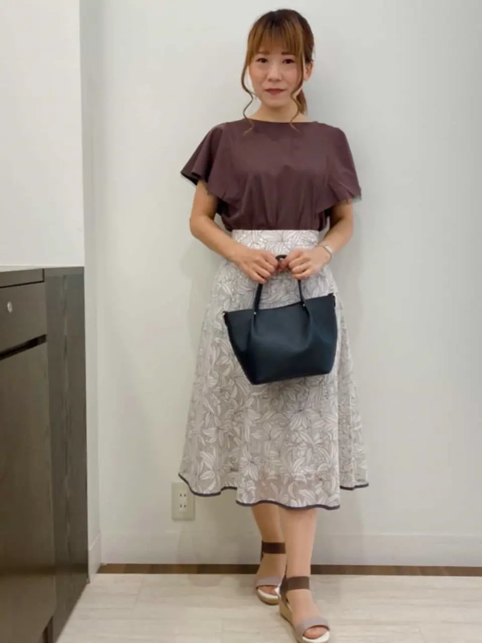 ANY SIS スタッフ コーディネート画像