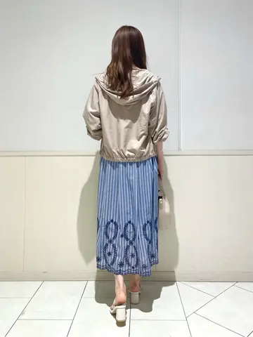 ANY SIS みぃ コーディネート画像