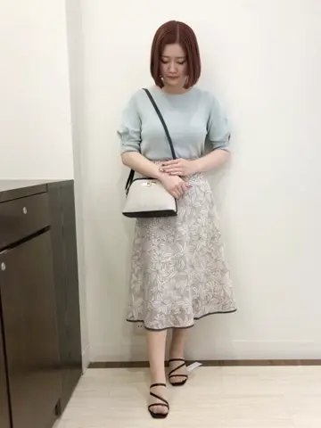 ANY SIS スタッフ コーディネート画像