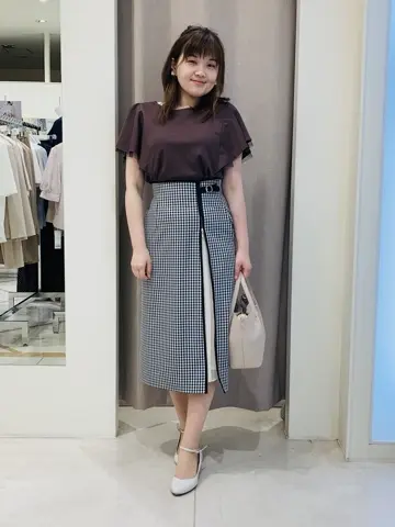 ANY SIS 川根　彩 コーディネート画像