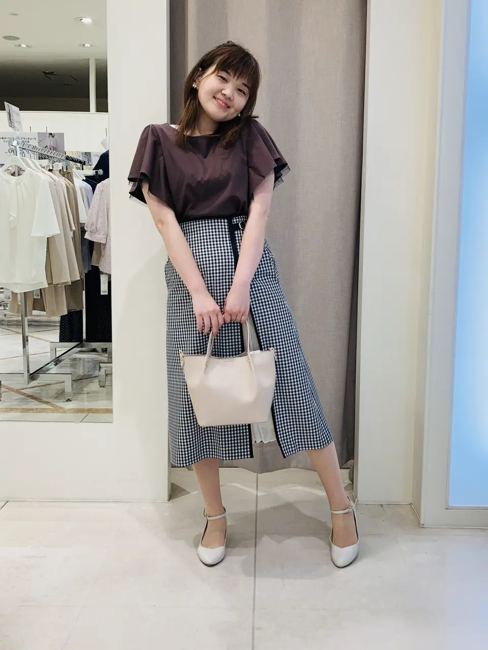 ANY SIS 川根　彩 コーディネート画像