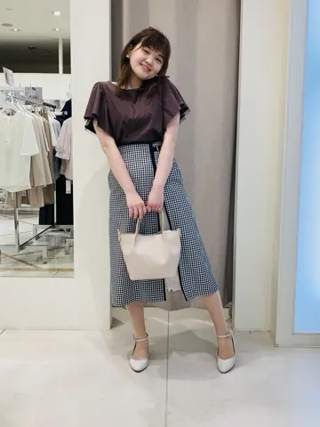 ANY SIS 川根　彩 コーディネート画像