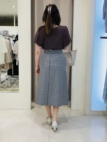 ANY SIS 川根　彩 コーディネート画像