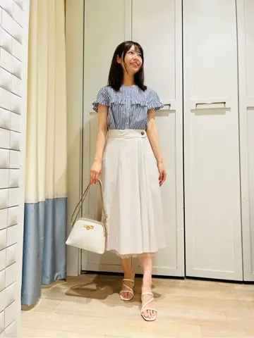 ANY SIS スタッフ コーディネート画像