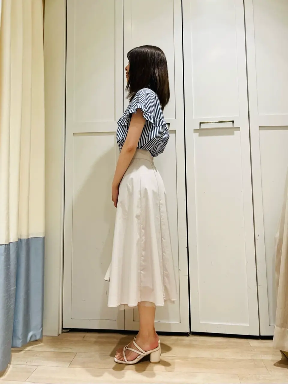 ANY SIS スタッフ コーディネート画像