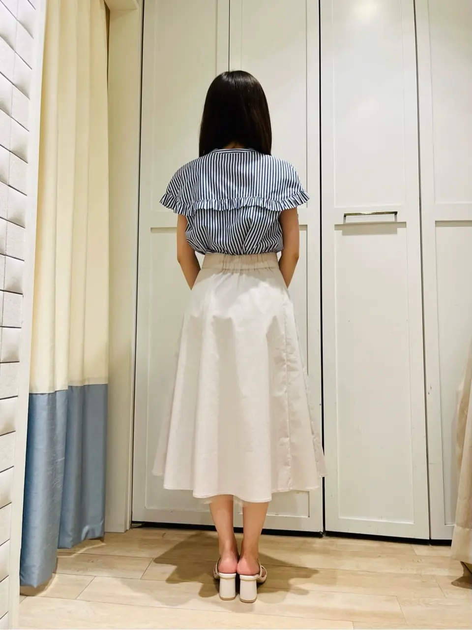 ANY SIS スタッフ コーディネート画像