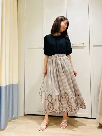 ANY SIS スタッフ コーディネート画像